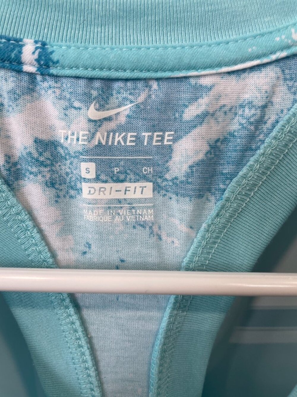 Nike Dri-Fit Tank Top Small Sleeveless Scoop Neck Abstract Racerback Athleisure - Picture 3 of 7